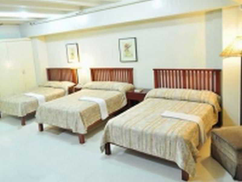 Oyo 103 Artina Suites Hotel ماكاتي المظهر الخارجي الصورة