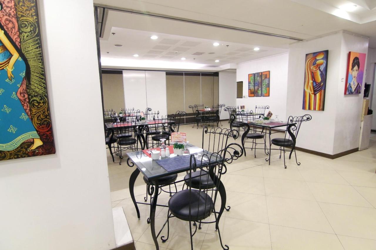 Oyo 103 Artina Suites Hotel ماكاتي المظهر الخارجي الصورة