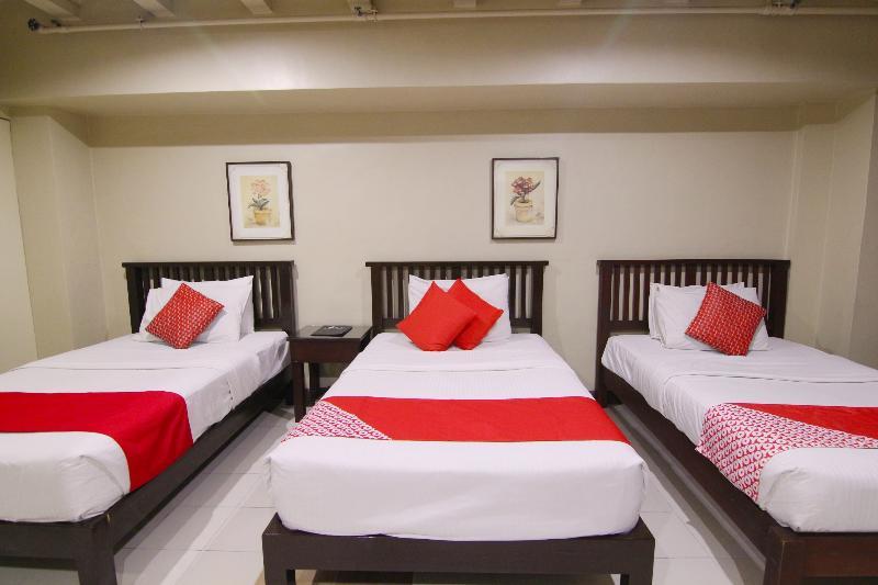 Oyo 103 Artina Suites Hotel ماكاتي المظهر الخارجي الصورة