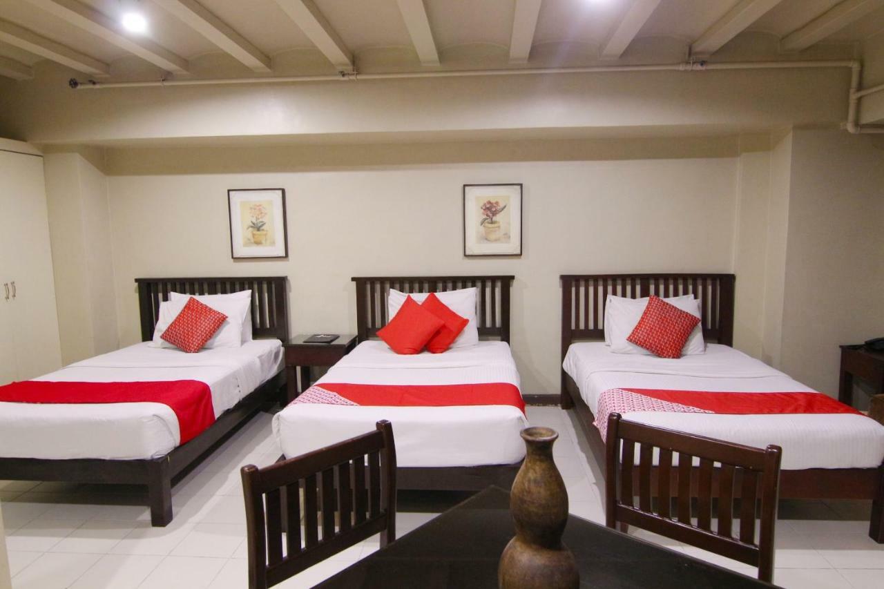 Oyo 103 Artina Suites Hotel ماكاتي المظهر الخارجي الصورة