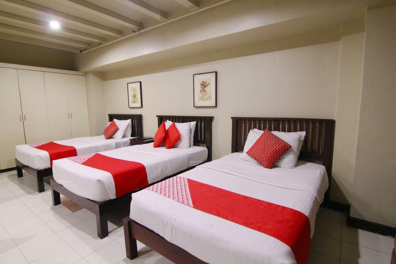 Oyo 103 Artina Suites Hotel ماكاتي المظهر الخارجي الصورة