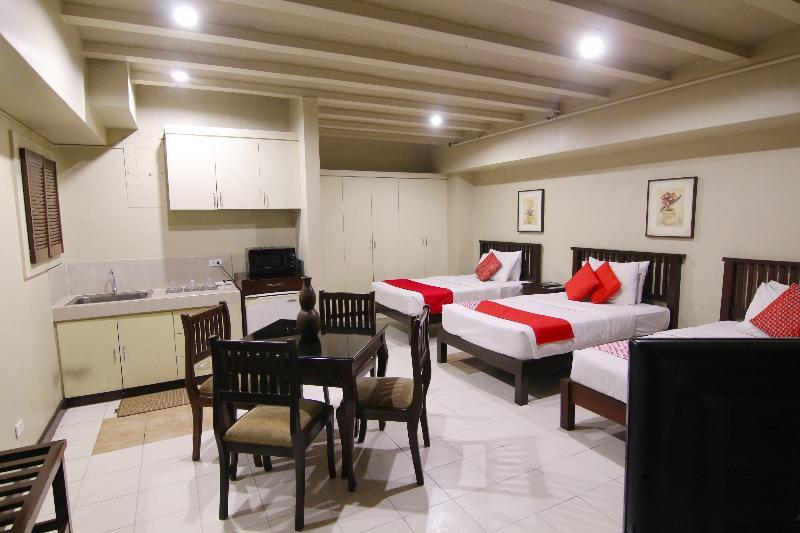 Oyo 103 Artina Suites Hotel ماكاتي المظهر الخارجي الصورة